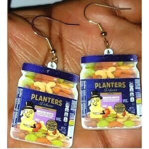 Hand crafted ladies fun realistic 5d dangle earrings